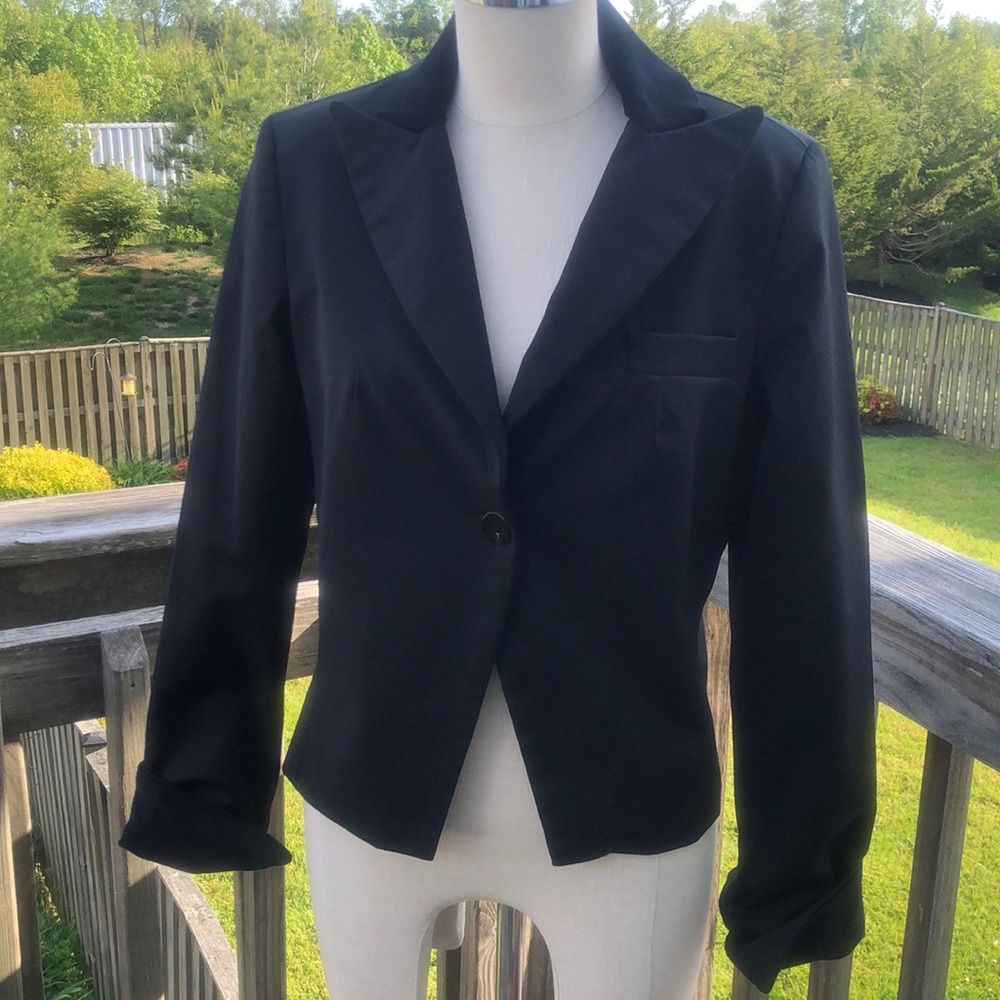 Avenue Montaigne Paris jacket size 3